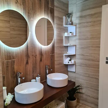 Apartment Luxury 2 Bedroom Brasov
