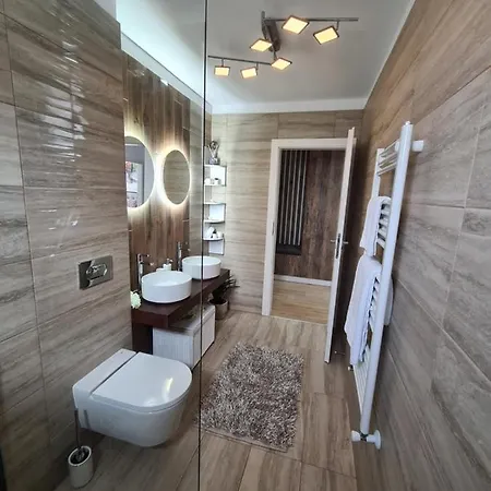 Apartment Luxury 2 Bedroom